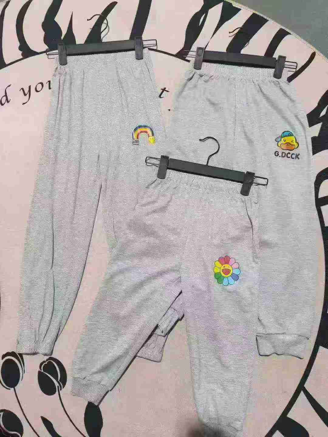 Pantalones de sudadera casuales para niños, alrededor de 2300 piezas - Image 7