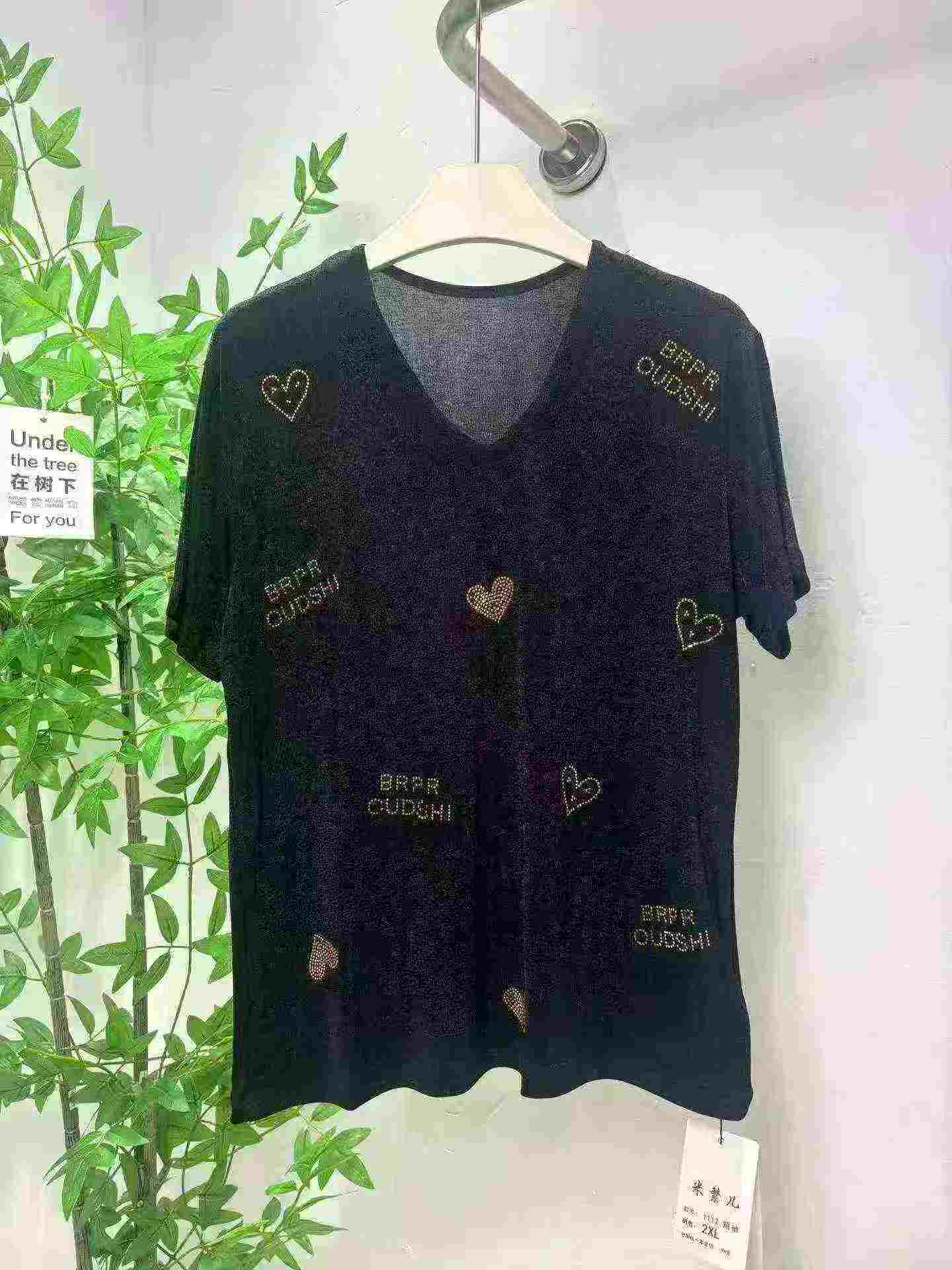 Sekitar 350 Buah Kaos Lengan Pendek Leher-V Jinzuan Xinyu, Sangat Elastis, Ukuran S-2XL, Dikemas Satuan - Image 3