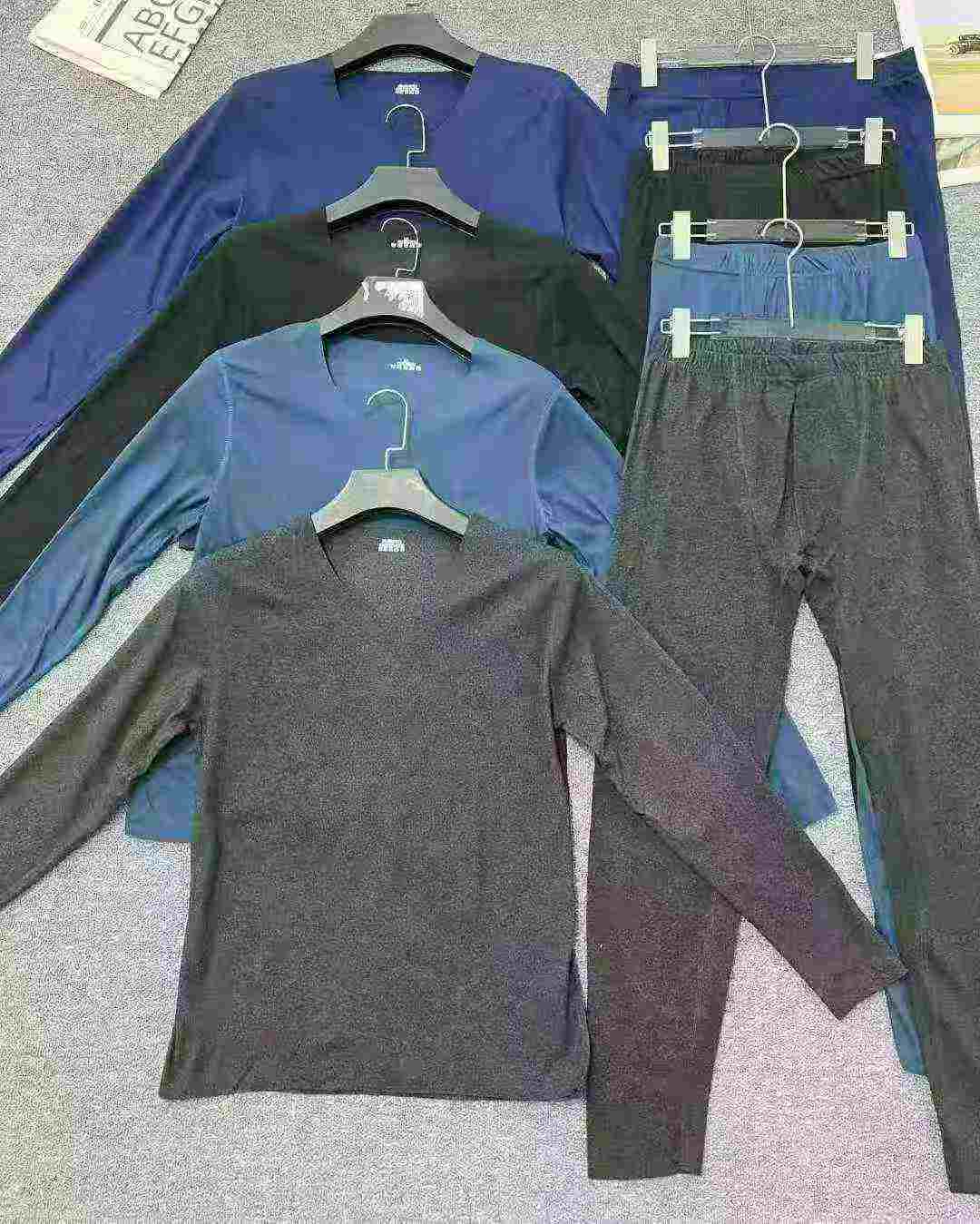 18 000 ensembles de sous-vêtements thermiques pour hommes à col V en Dralon double face - Image 5