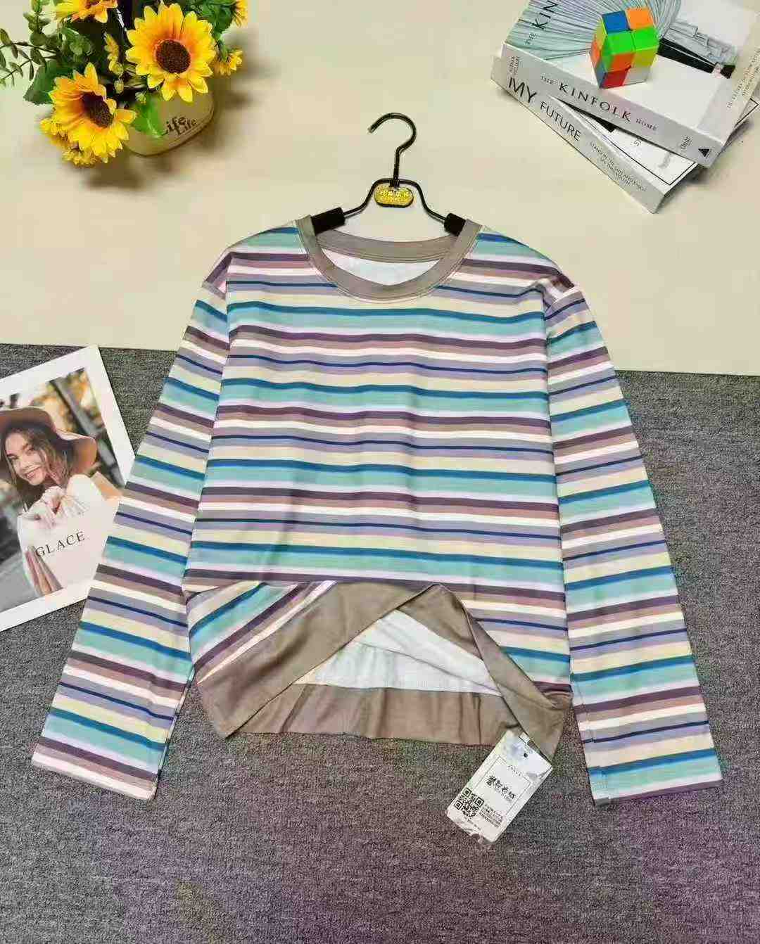 Atasan Lengan Panjang Leher Bulat Trendi Motif Garis Pelangi, Sekitar 1500 Potong - Image 4
