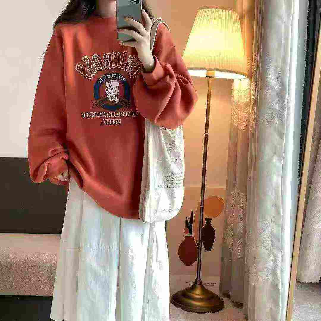 484 Pcs Loose Fit Sweatshirts - Image 6