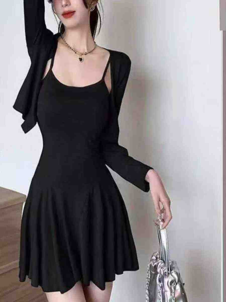 202 Sets Sexy Petite Spaghetti Strap Dress & Coat Two Piece Set - Image 3