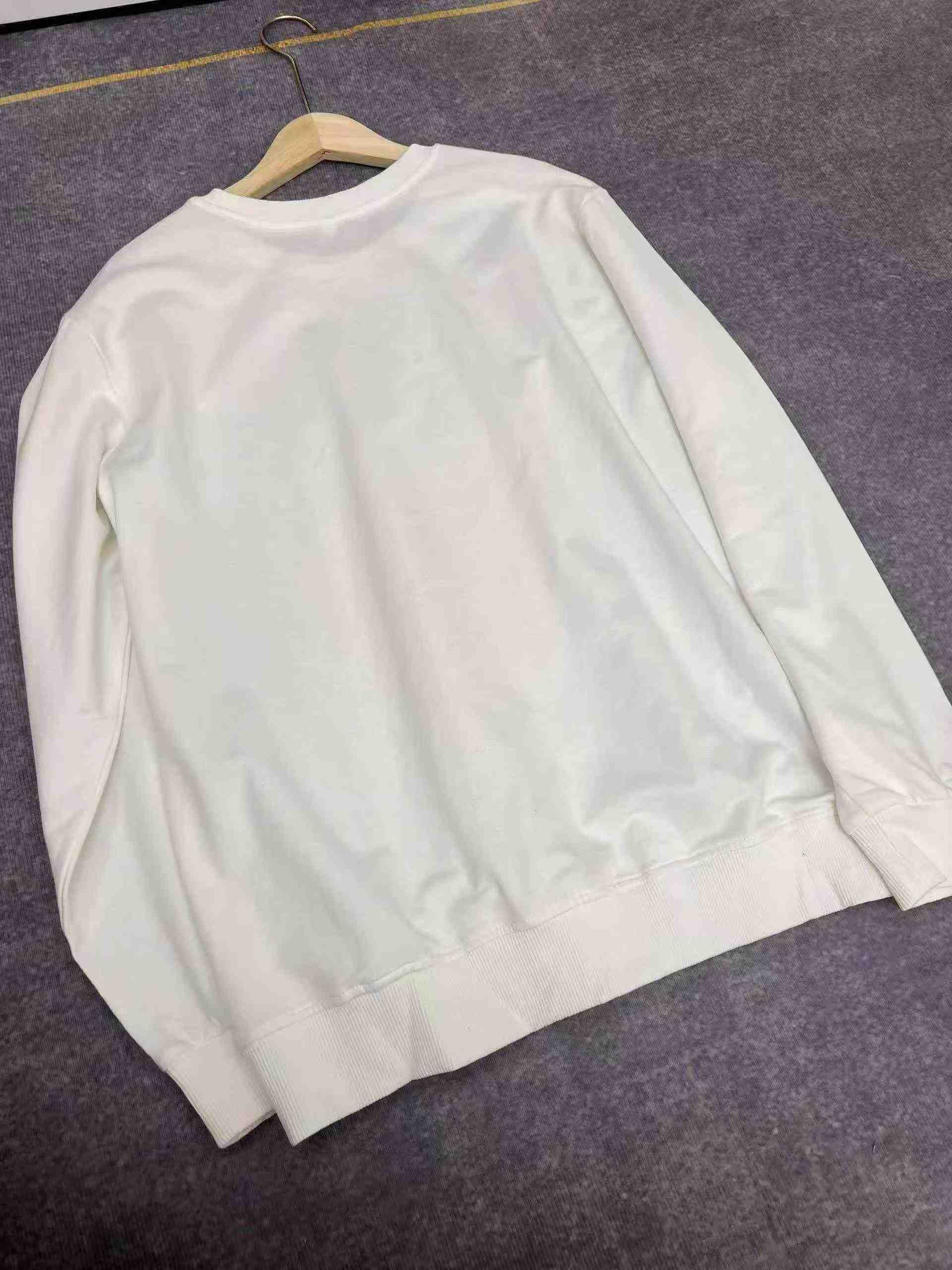 255 Pcs Couple Style Cotton Loose Crew Neck Sweatshirts - Image 4