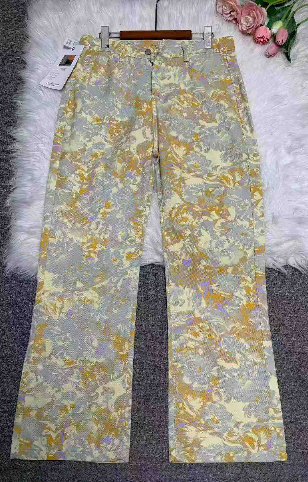 Men's Summer Yellow Jacquard Micro Flared Jeans 340 Pcs - Image 3