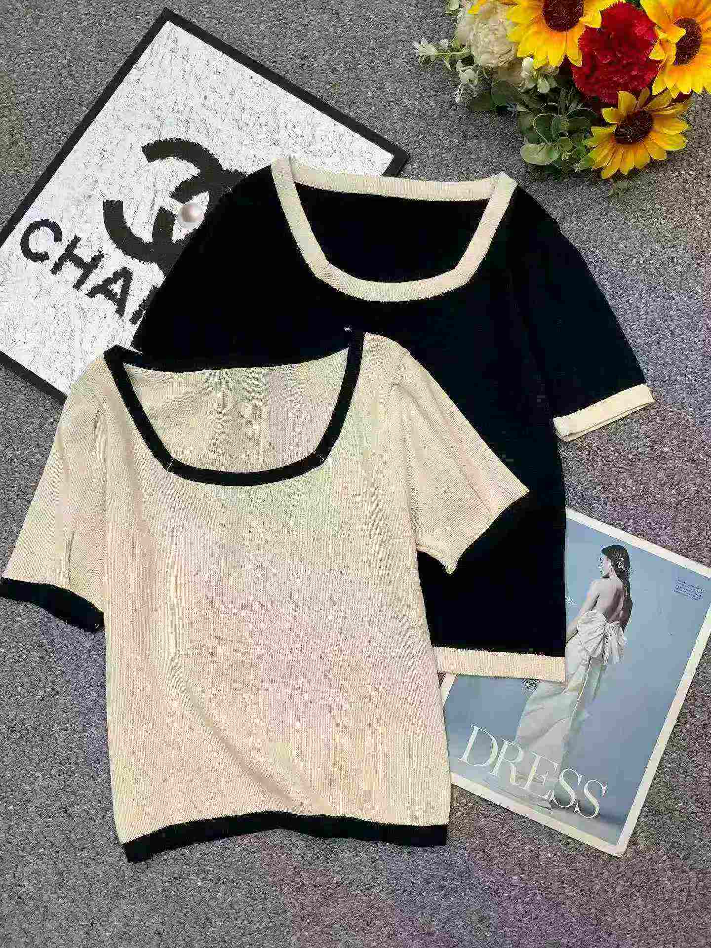 Nouveauté d'été T-shirt grande taille ample à col carré en maille de soie glacée à manches courtes, 4300 pièces - Image 2