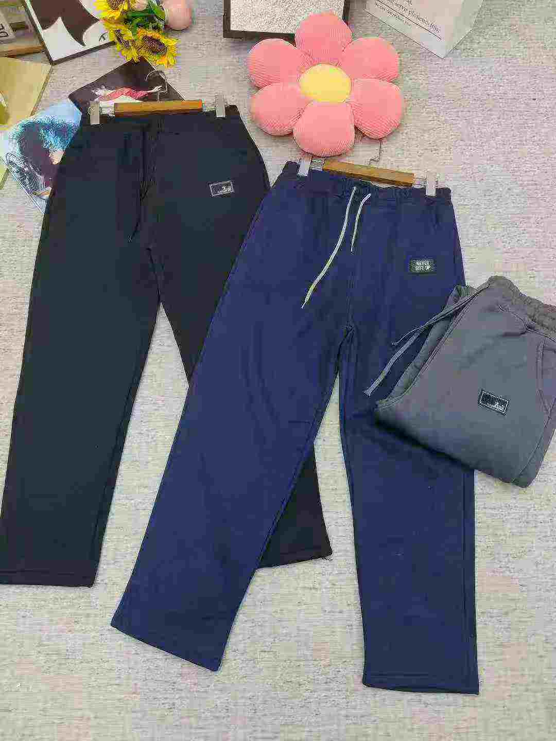 2740 Pcs Men's Fleece Lined Sweatpants - Image 8