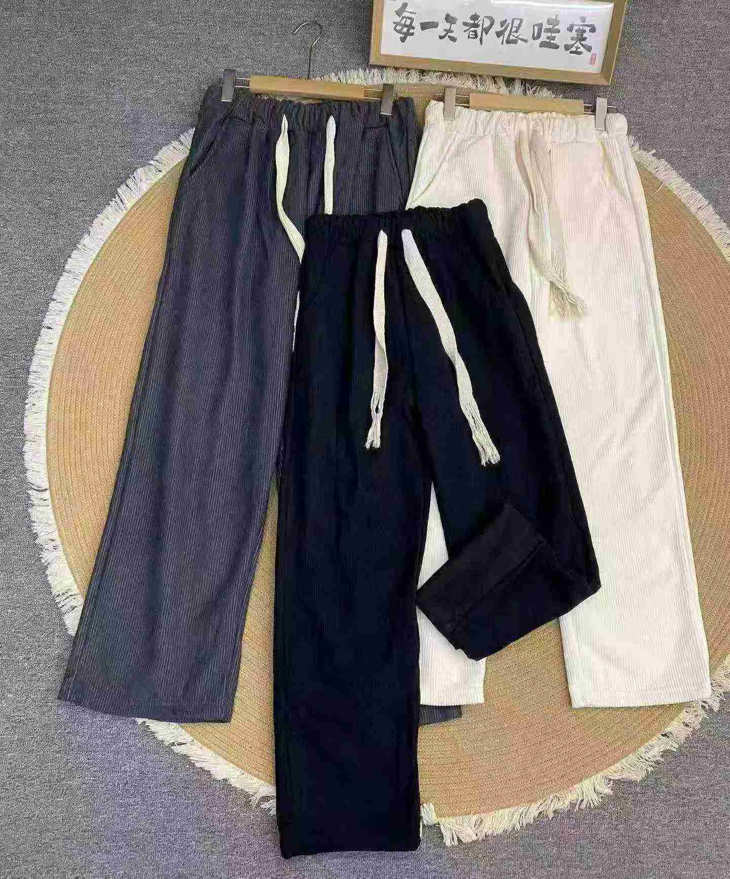 Suruali za Kawaida za Korduroy zenye Miguu Pana Vipande 403 - Image 3