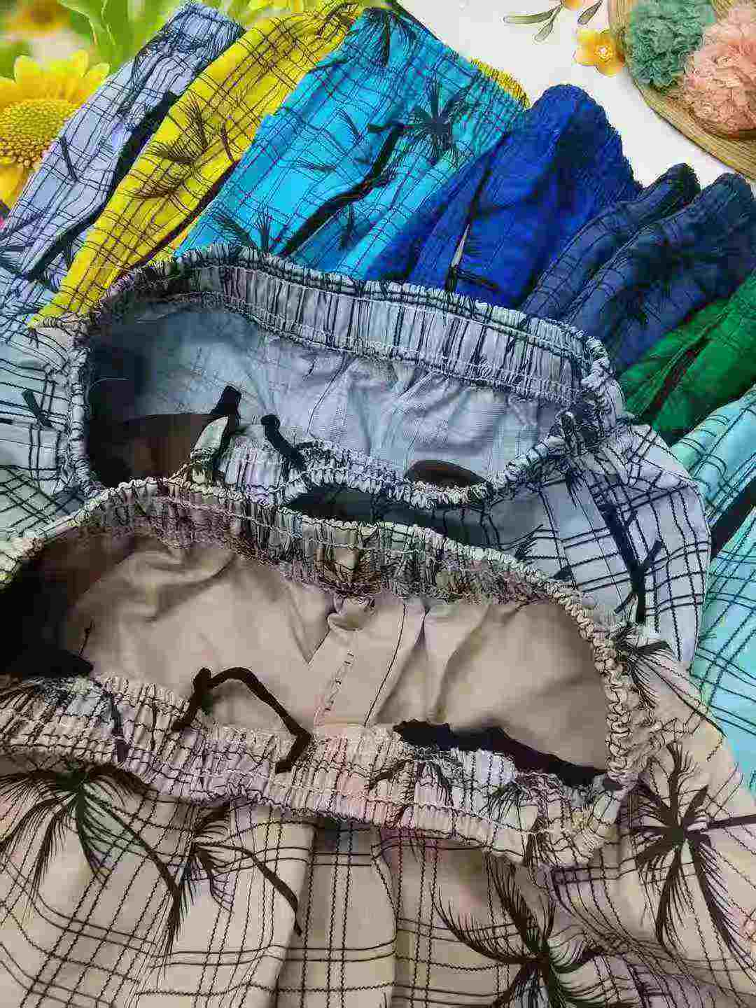 3000 Pcs One Size Men's 5-inch Beach Shorts - Image 3