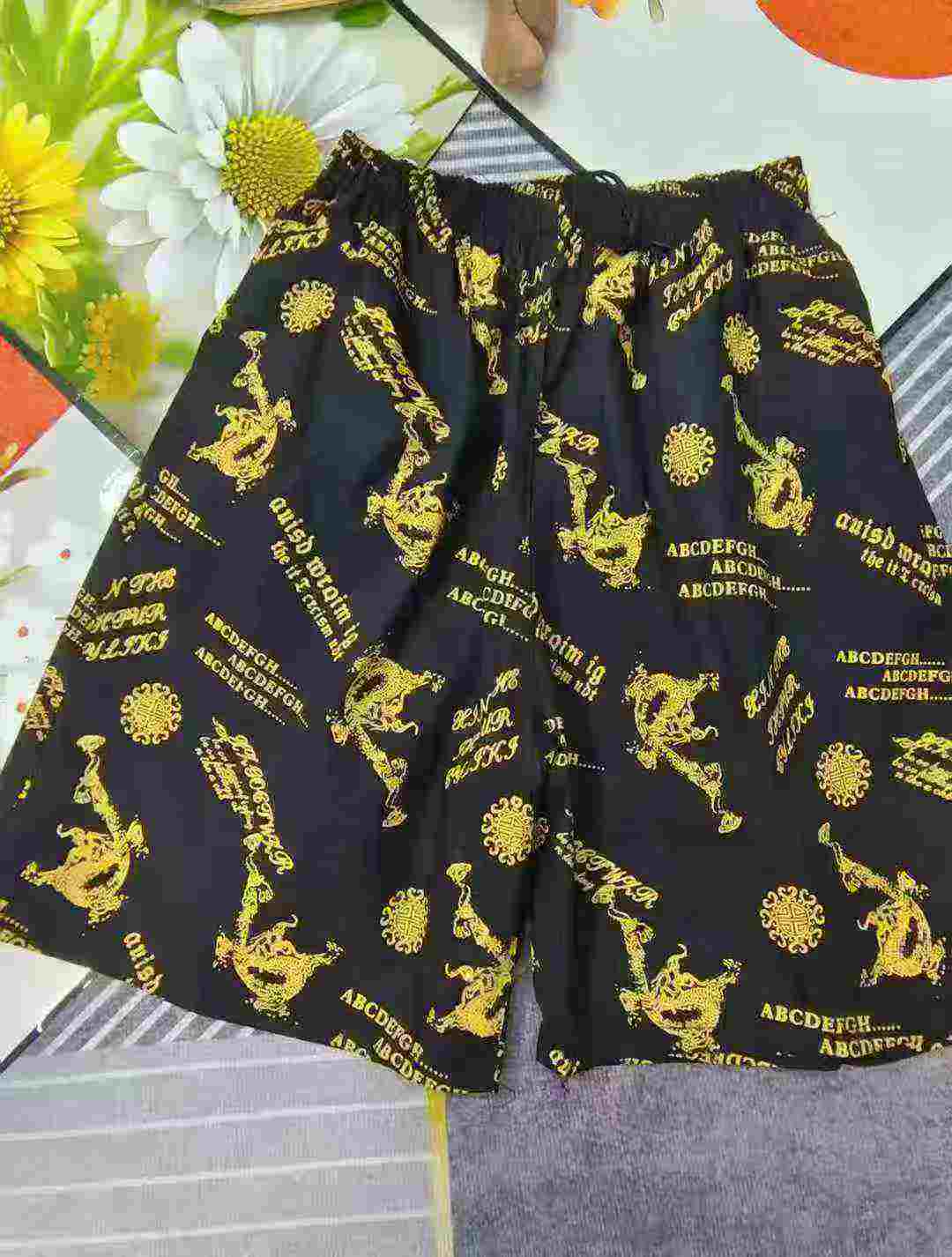 2800 Pcs Summer Thin Men's Loose Plaid Cargo Casual Shorts One Size Individual Pack - Image 5