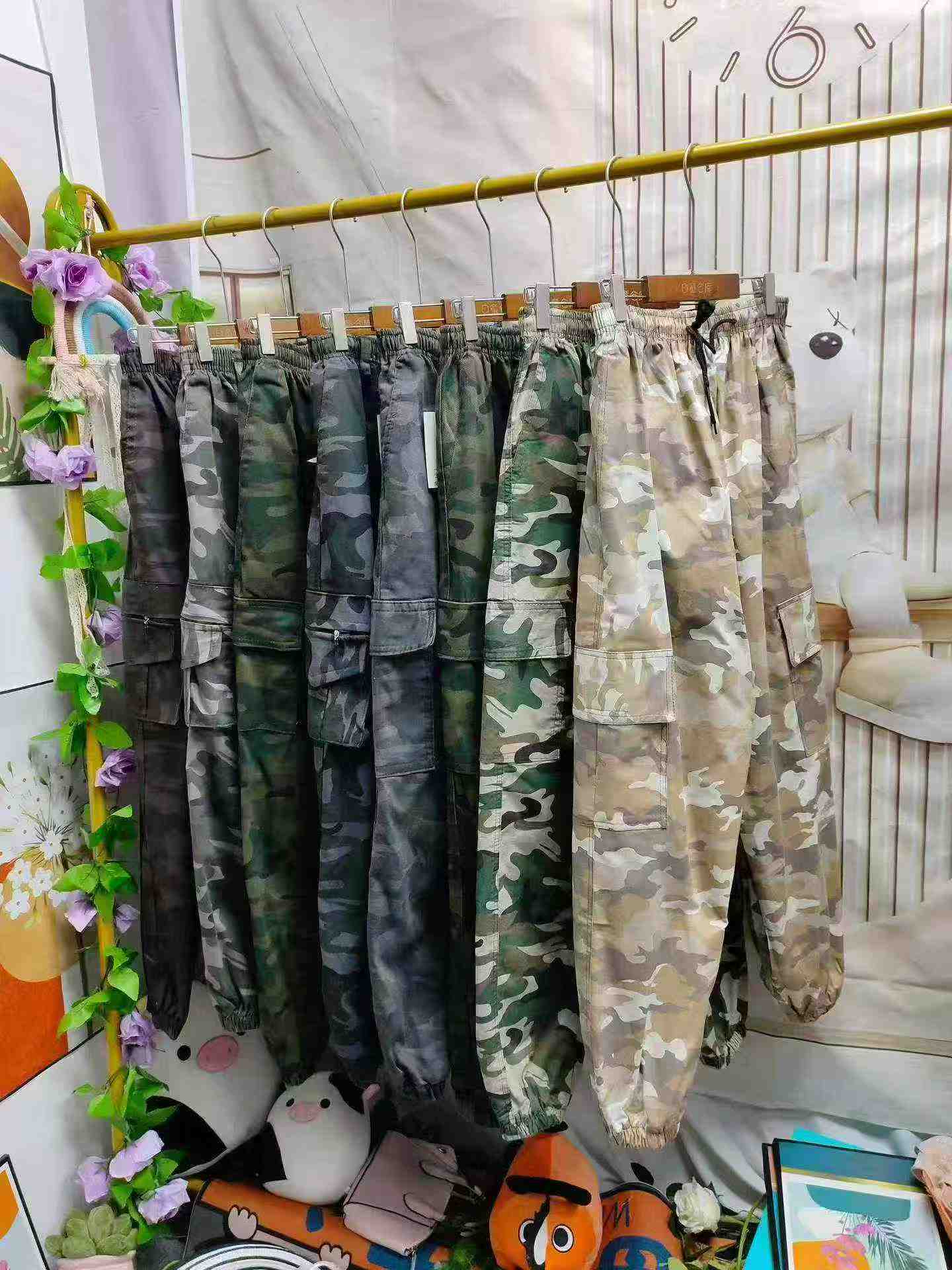 1500 Pcs Camouflage Cargo Pants XL-3XL Individual Packaging - Image 2