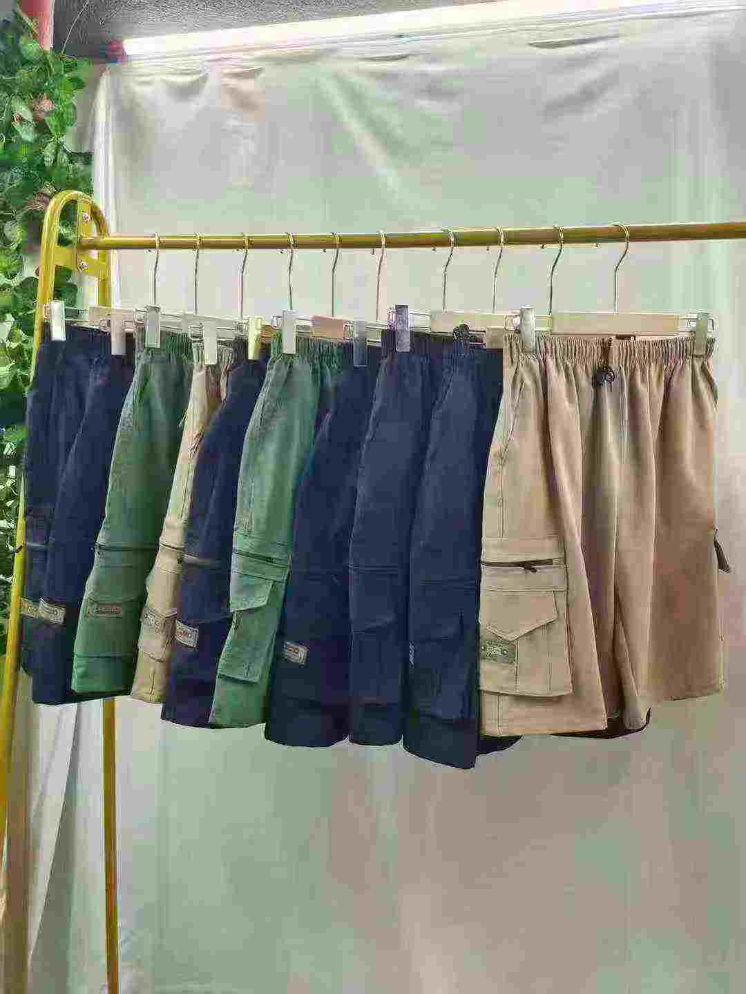 2000 PCS Men's Summer Loose Cargo Shorts - Image 5