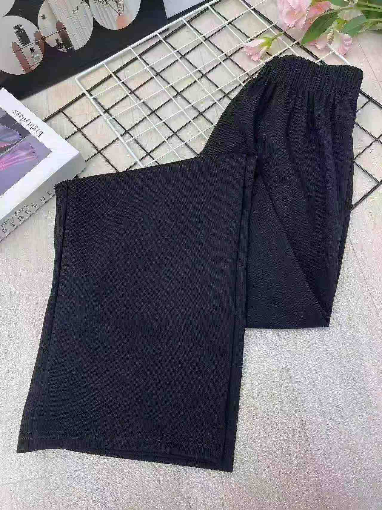 Korean Style Loose Wide-leg Straight Pants, 103 Pcs Clearance - Image 3