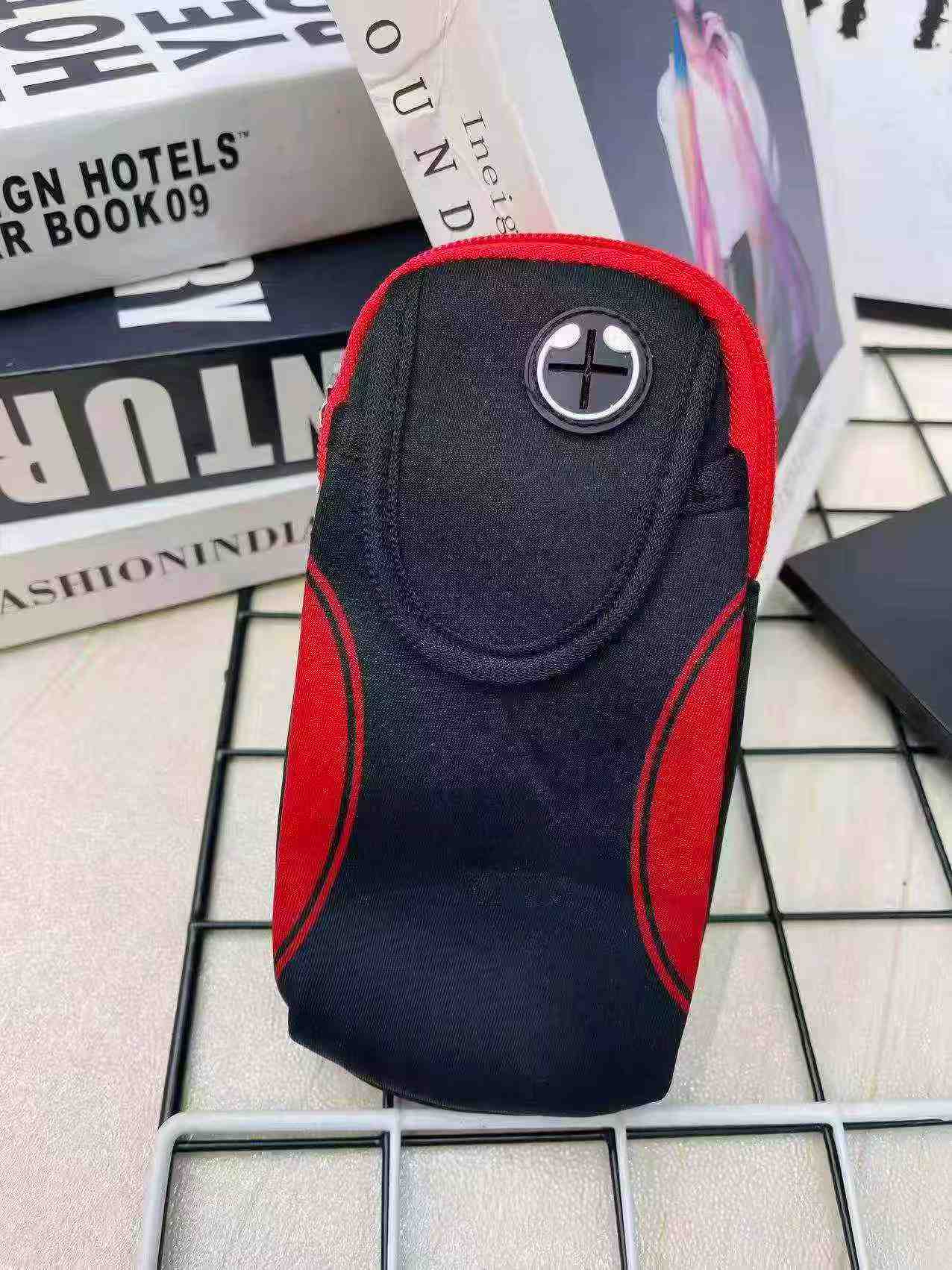 496 Pcs Bags For Clearance Wholesale - Image 2