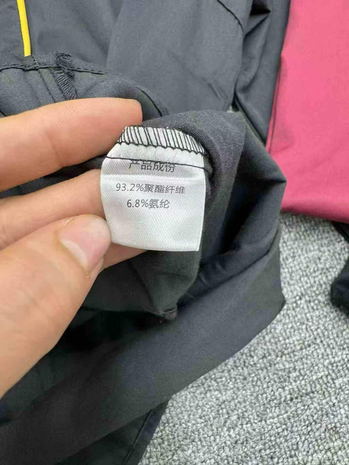 Factory Off-Shelf Unisex Long Sleeve Shirts, 833 Pieces, S-4XL - Image 1