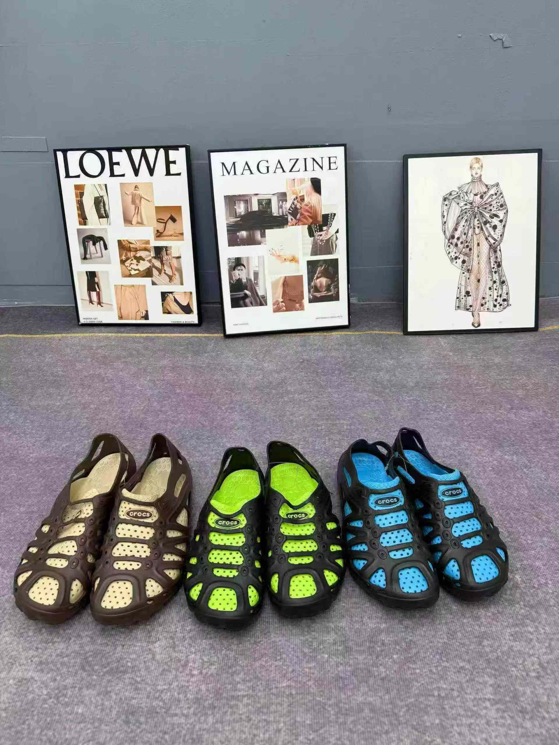 1256 Pairs New Summer Non-slip Sandals for Women and Men - Image 1