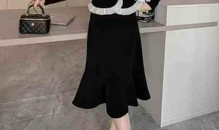 400 Pcs Corduroy Half Skirts, Mostly Fishtail, Sizes XXS-3XL - Image 1