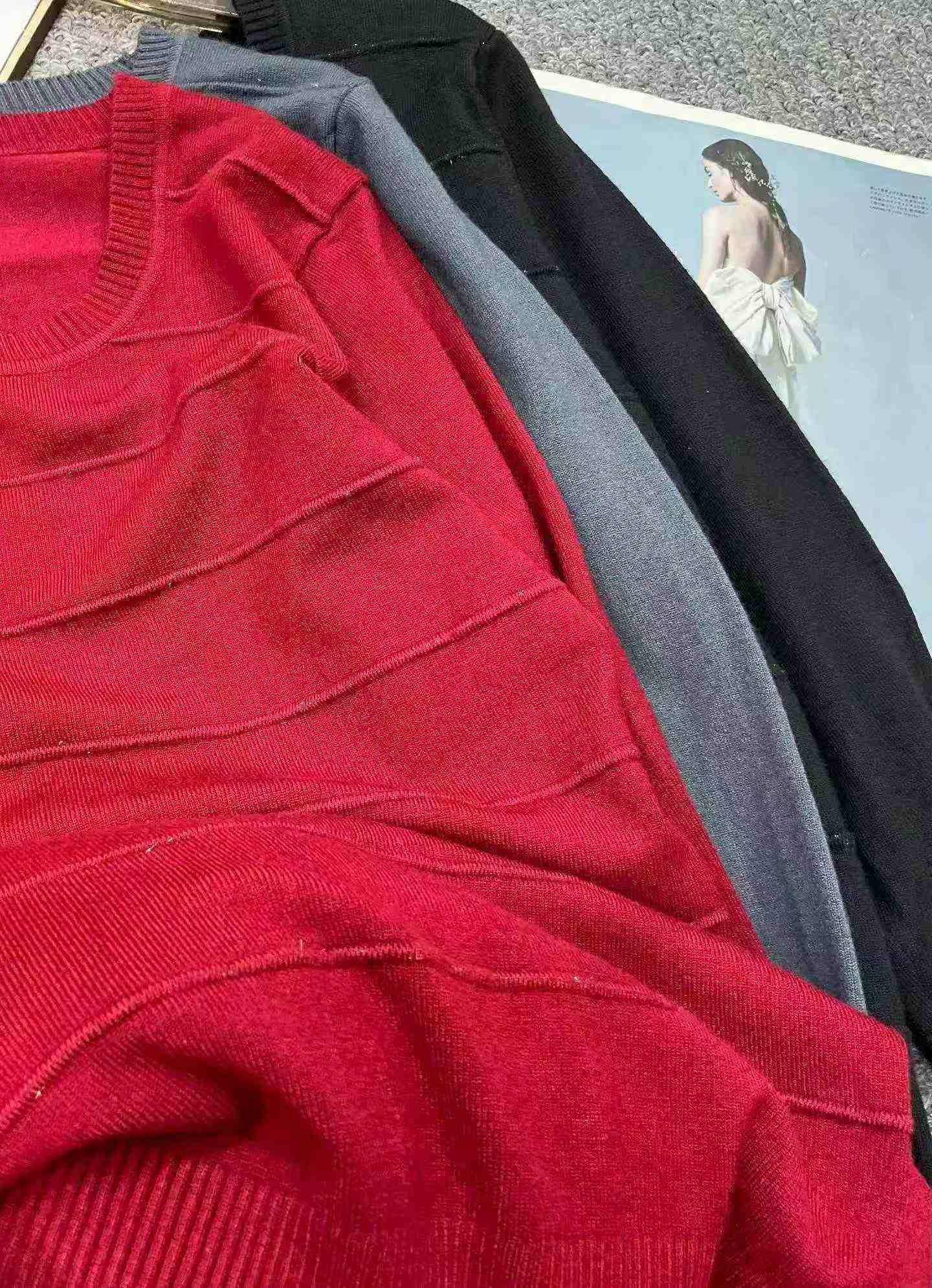 سترة بولوفر رقبة دائرية فضفاضة عتيقة الطراز لفصلي الربيع والخريف مصنوعة من غزل مغلف النواة اللامع، 560 قطعة - Image 1