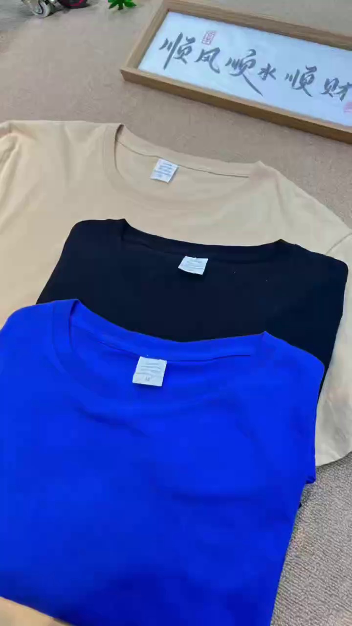 Cerca de 1100 peças de t-shirts masculinas de algodão puro em liquidação - Image 2