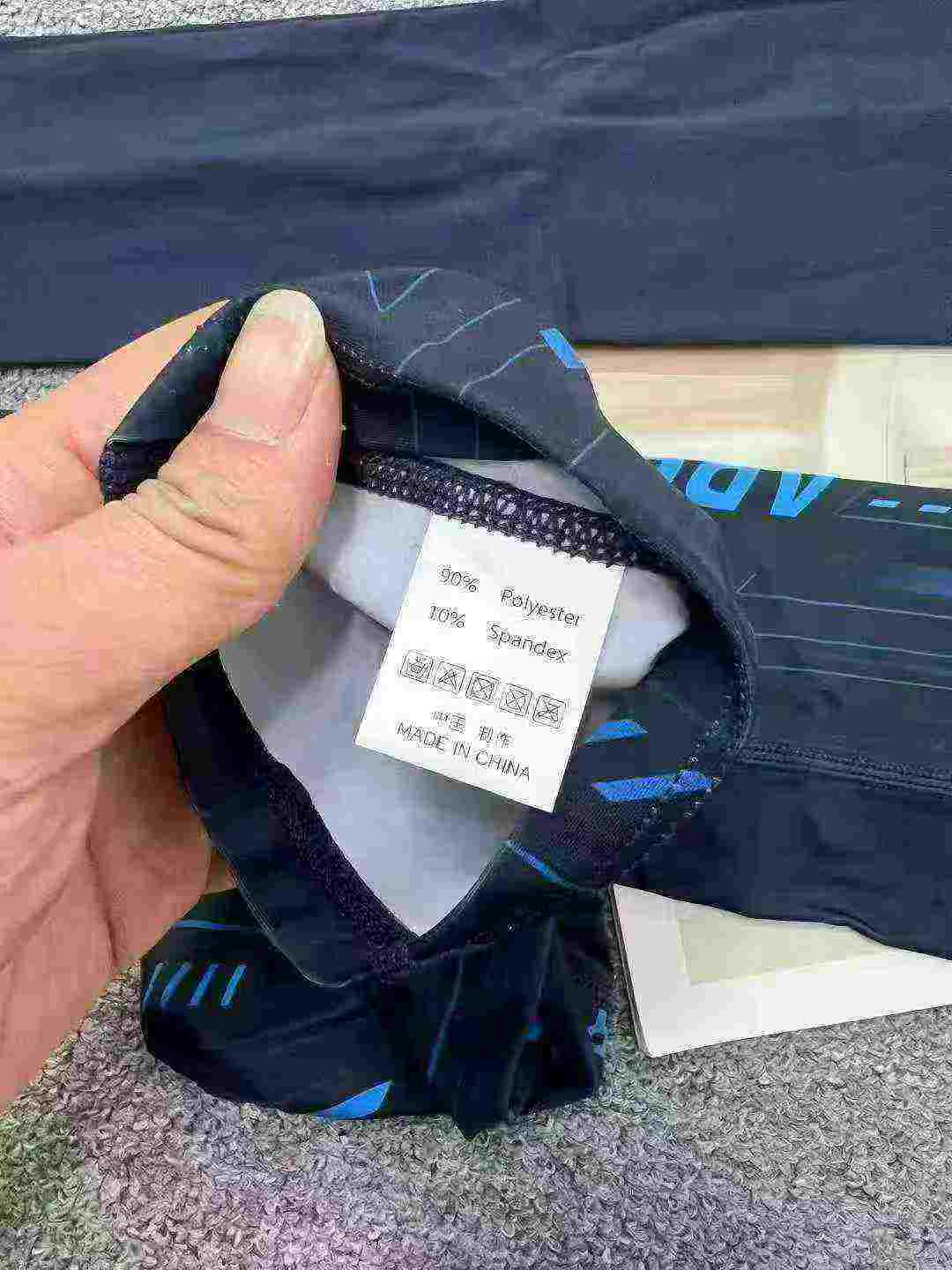 Sarung Lengan Pelindung Sinar Matahari Sutra Es Uniseks 3800 Pasang Grosir - Image 1