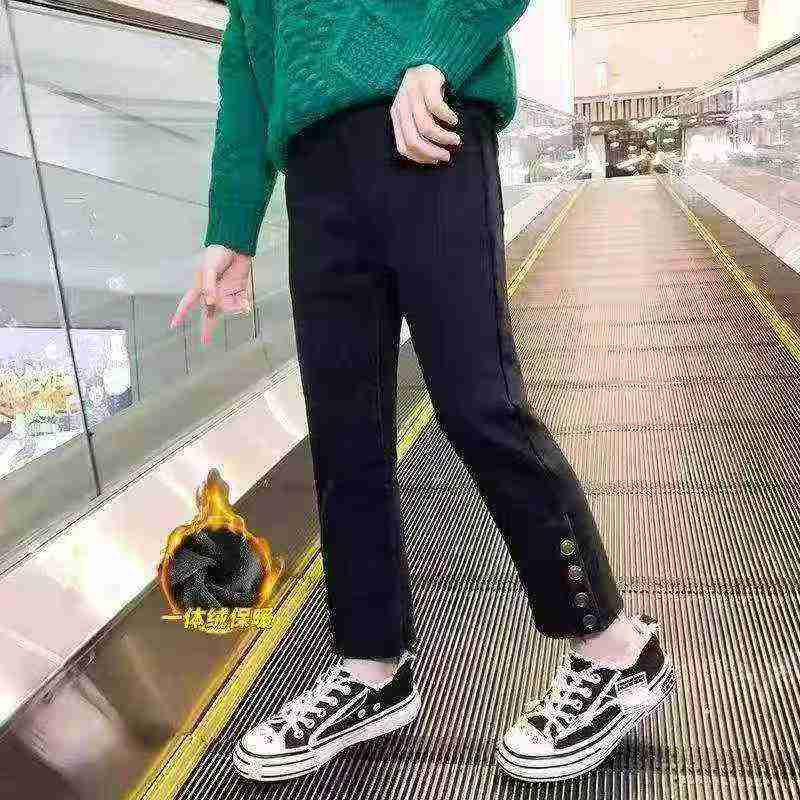 Approx 1000 Pieces Kids Fleece Lined Denim Long Pants - Image 1