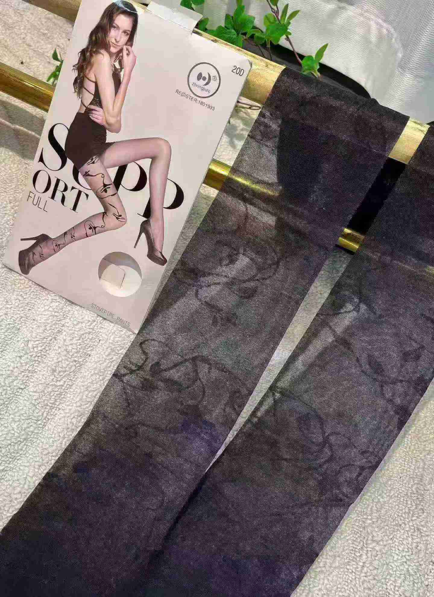 Approx 400 Pieces Mixed Women's Summer Ultra-thin Pantyhose - Image 1