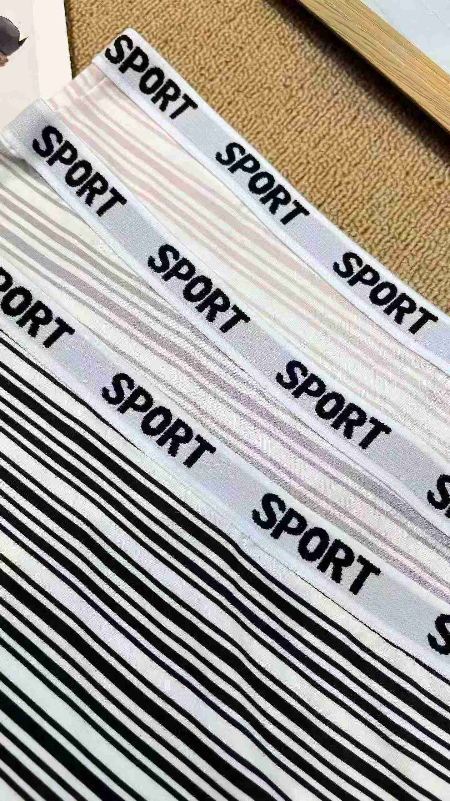 Around 1400pcs Women's Cotton Boxer Briefs Clearance - Image 1