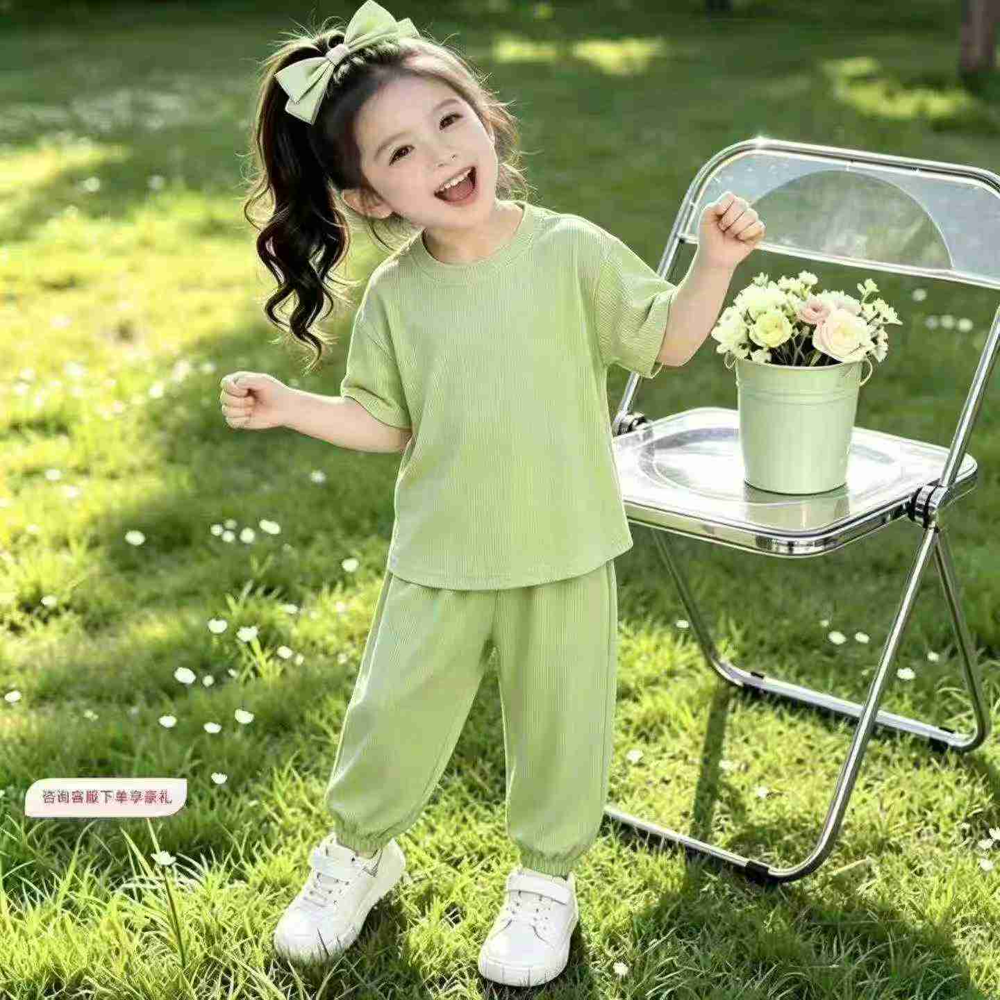 Wholesale Clearance 10210 Sets Little Yellow Duck Ice Silk Kids Short Sleeve Sets - Image 1