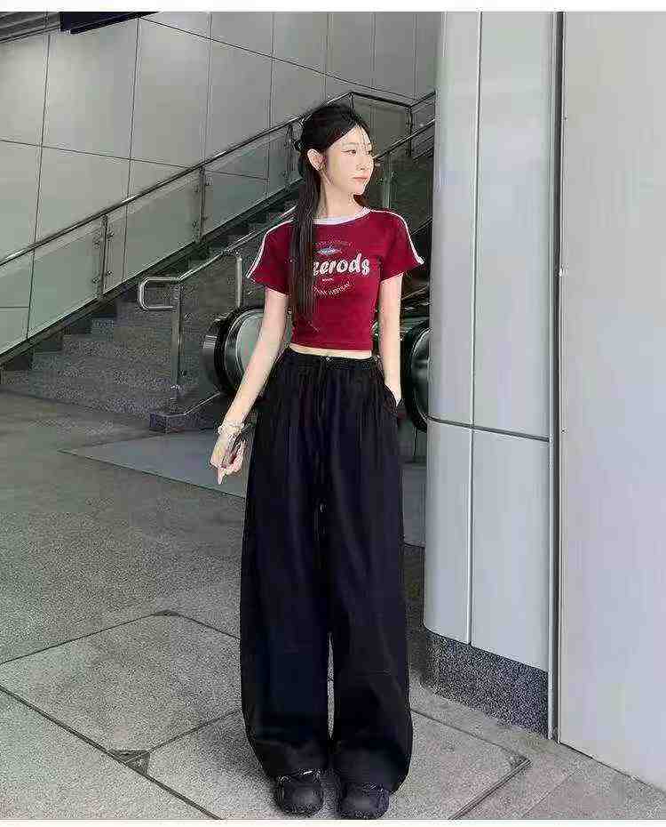 Liquidación de aproximadamente 175 piezas de pantalones casuales holgados de estilo coreano - Image 1