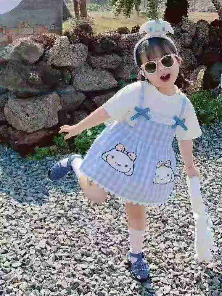 Vestido de tirantes falso dos piezas para bebé niña de verano con estampado de cuadros de dibujos animados, aproximadamente 1500 unidades - Image 1