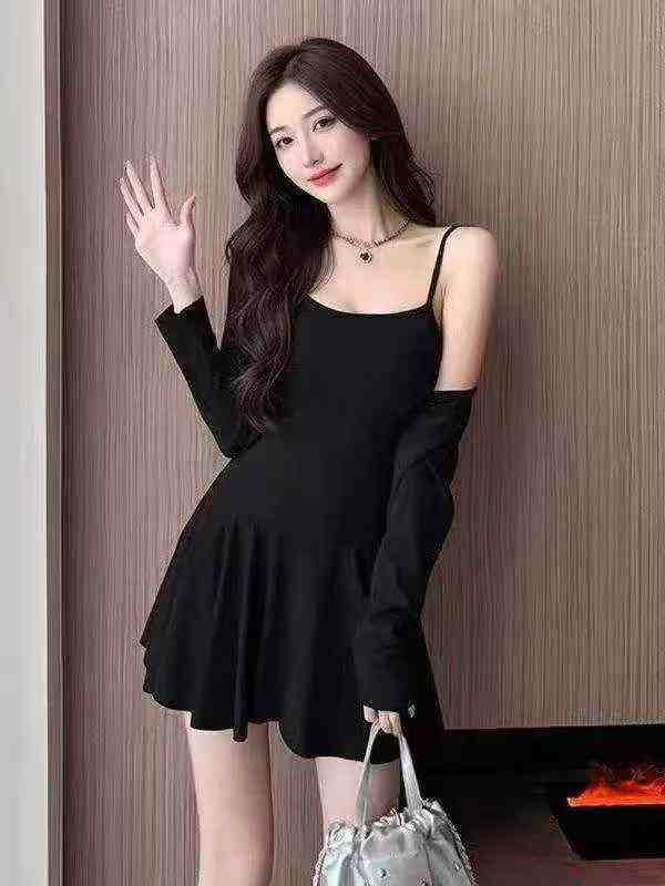 202 Sets Sexy Petite Spaghetti Strap Dress & Coat Two Piece Set - Image 1