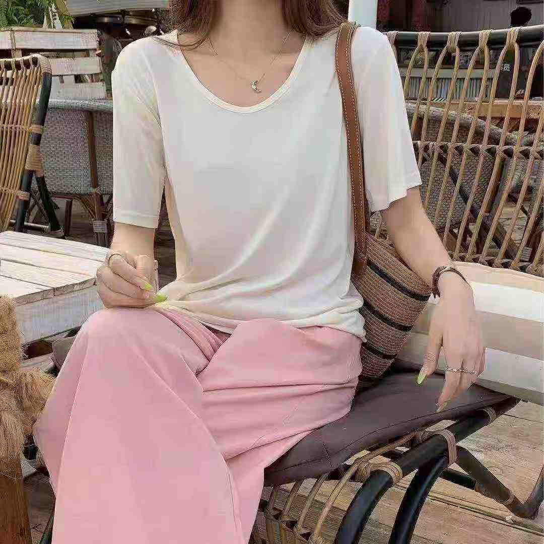 277 pièces de T-shirts de mode de style coréen, simples, amples et polyvalents - Image 1