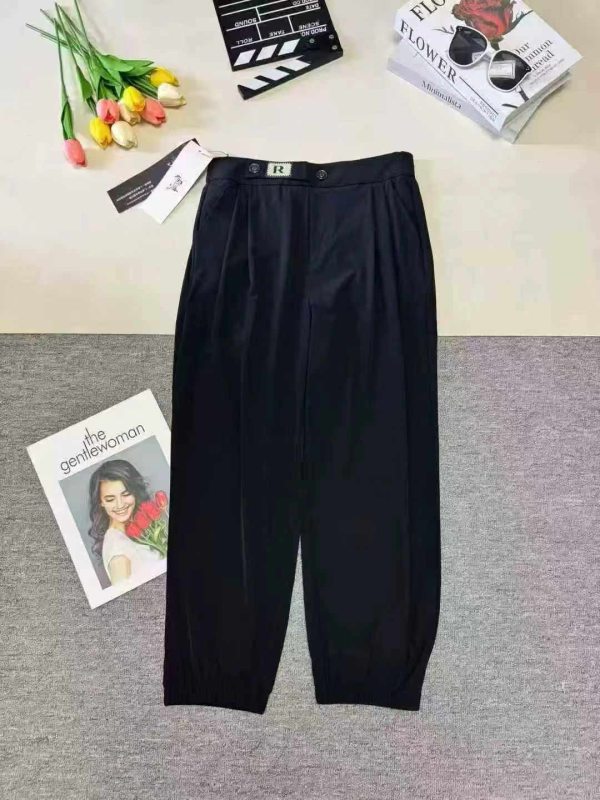 High-end Brand Women's Casual Tapered Harem Pants, Black, About 500 Pieces, Size M-4XL - Image 1
