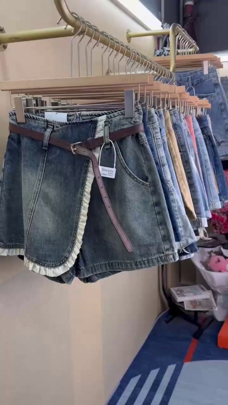 Factory Overstock Women's Denim Shorts & Skirts, 8000 Pieces XS-2XL - Image 1