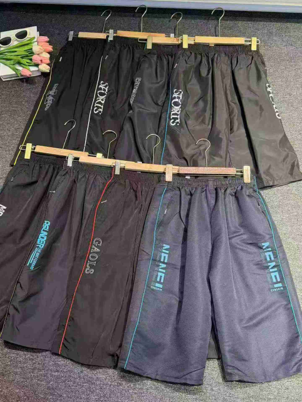 Vipande 10500 vya Suruali Fupi Zilizokatwa Zenye Ubaridi wa Barafu na Sifa ya Kukauka Haraka - Image 1