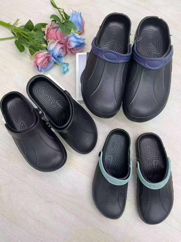 387 Pairs Clearance Clogs With Individual Packaging - Image 1