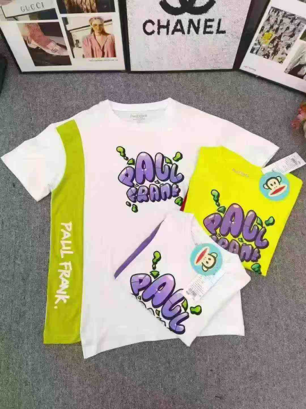 About 2800PCS Brand Kids Trendy Letter Crew Neck T-shirts - Image 1