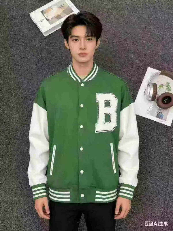 Jaket Baseball Pria Longgar Kekinian, Sekitar 540 Buah - Image 1
