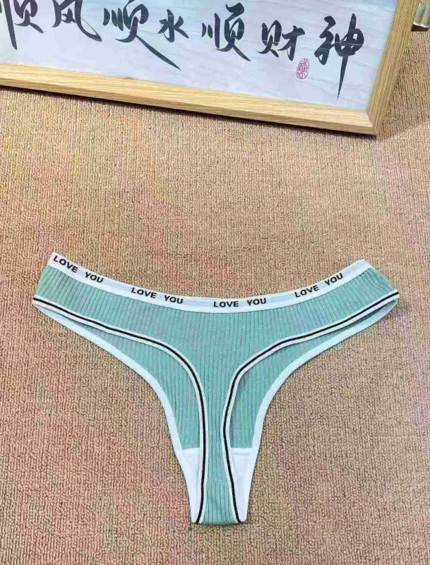 Women's Cotton Thongs, Over 300pcs, Size S-L, 20pcs Per Pack Clearance - Image 1
