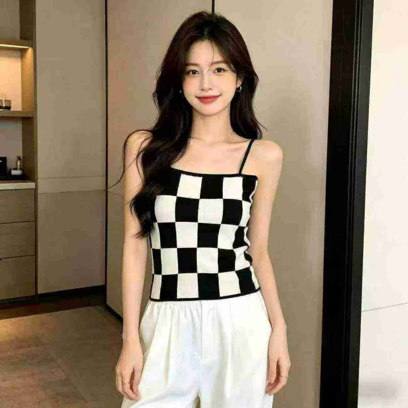 208pcs Sexy Knit Cami Vests One Size Mixed Colors - Image 1