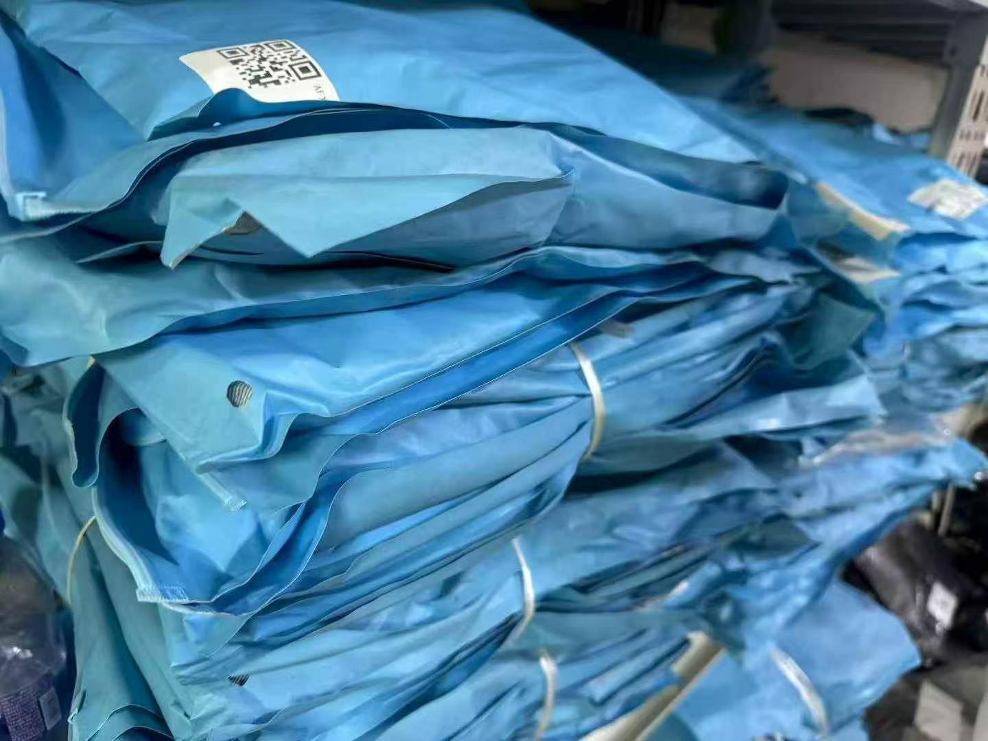 Damska jasnoniebieska wysokopasowa wyprana dżinsowa spódnica mini w linii A, około 350 sztuk z metkami, rozmiary S-2XL - Image 4