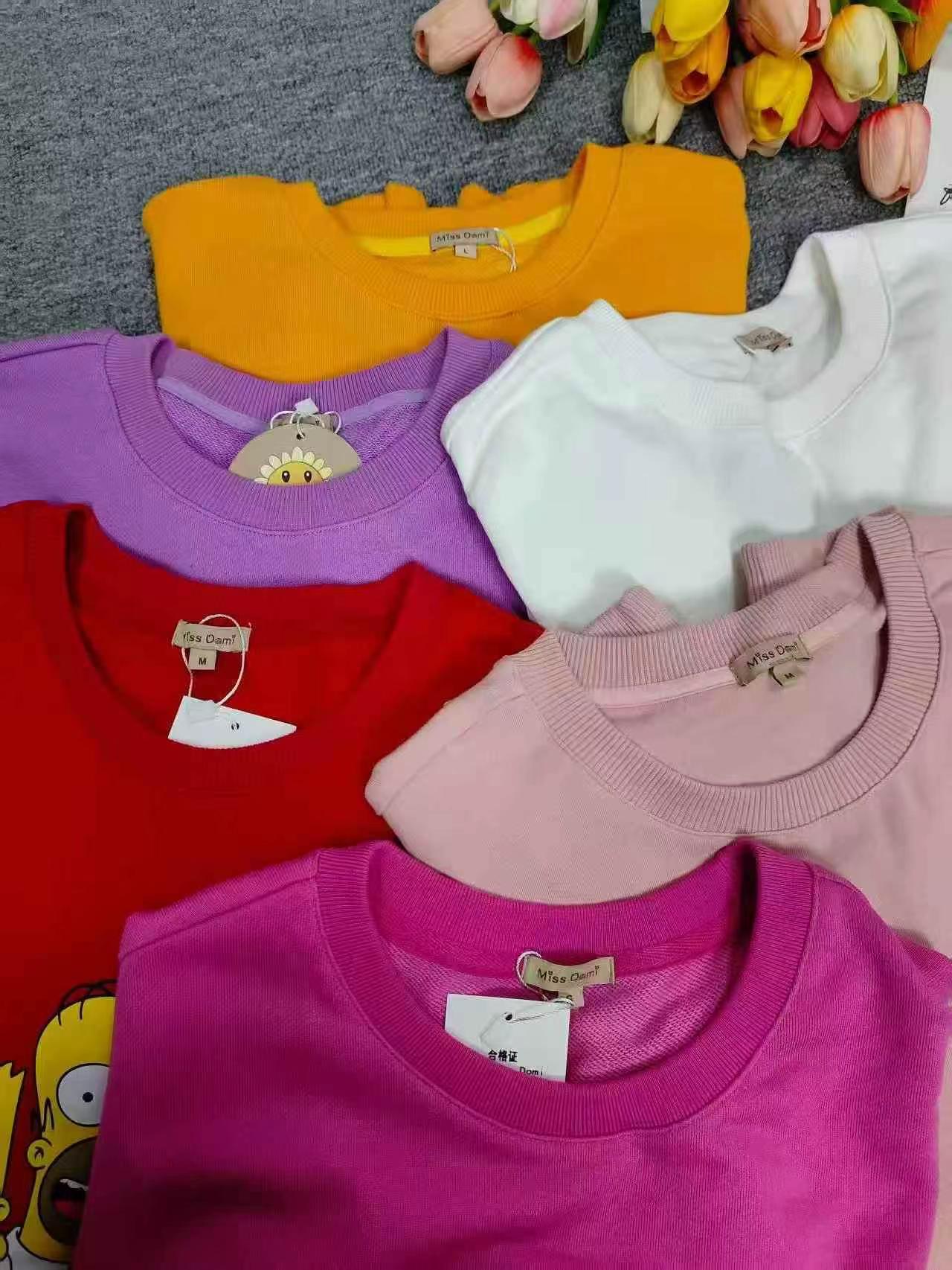Około 200 sztuk damskich bluz dresowych, osobne pakowanie, rozmiar M – 2XL - Image 2