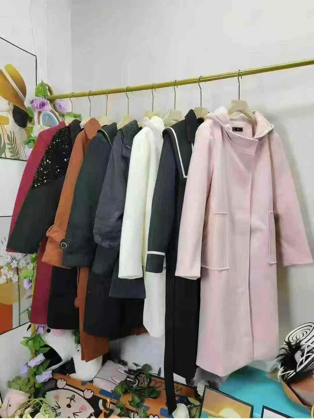 290 Pieces Autumn Korean Style Loose Mid-length Trench Coats For Women - Image 3