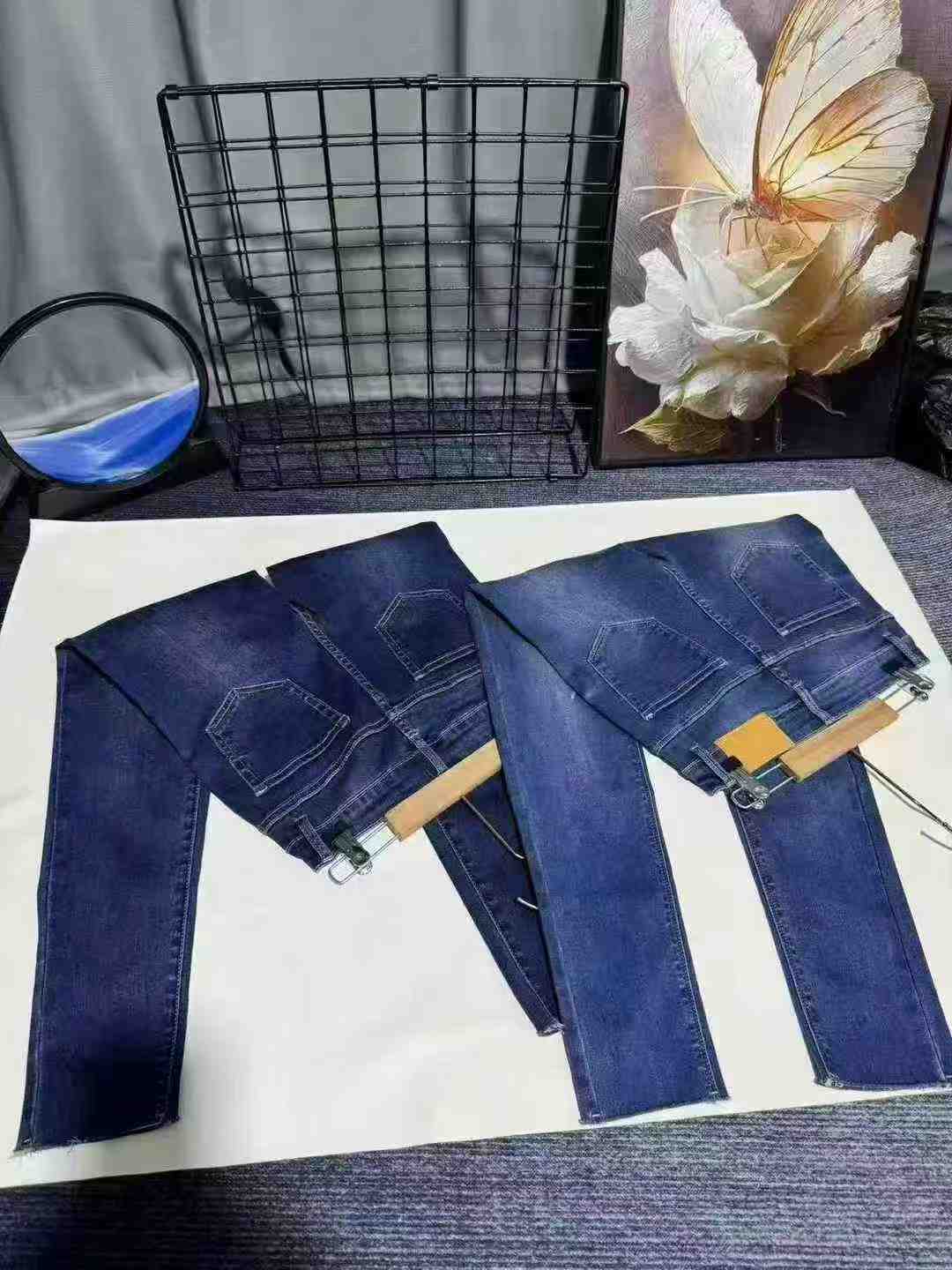 High Quality Women's Jeans, Total 517 Pieces, Size M-L, High Stretch - Image 5