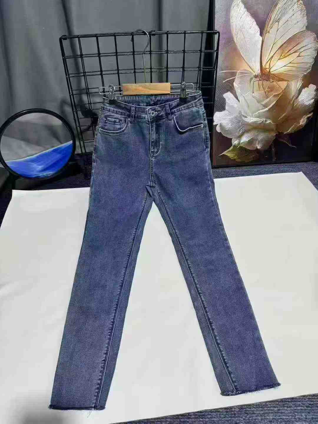 High Quality Women's Jeans, Total 517 Pieces, Size M-L, High Stretch - Image 6