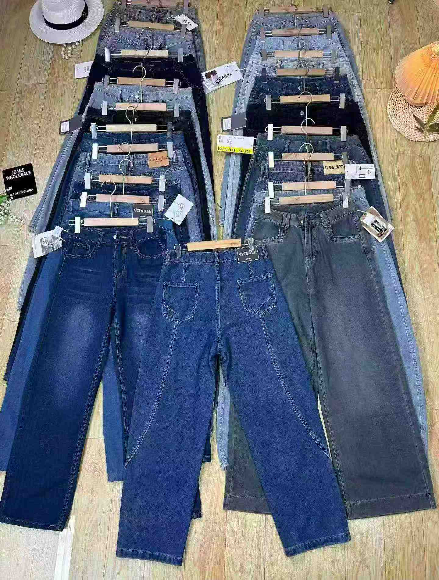 Bán sỉ 1500 chiếc quần jeans ống rộng nữ hỗn hợp - Image 3