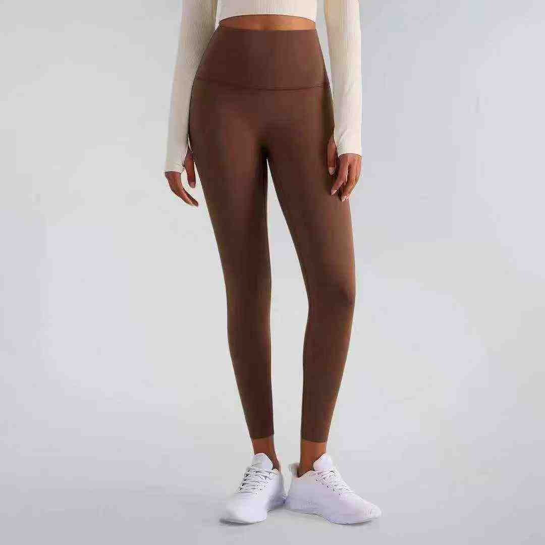 10500 PCS Same Brand Nylon Yoga Sports Pants - Image 5