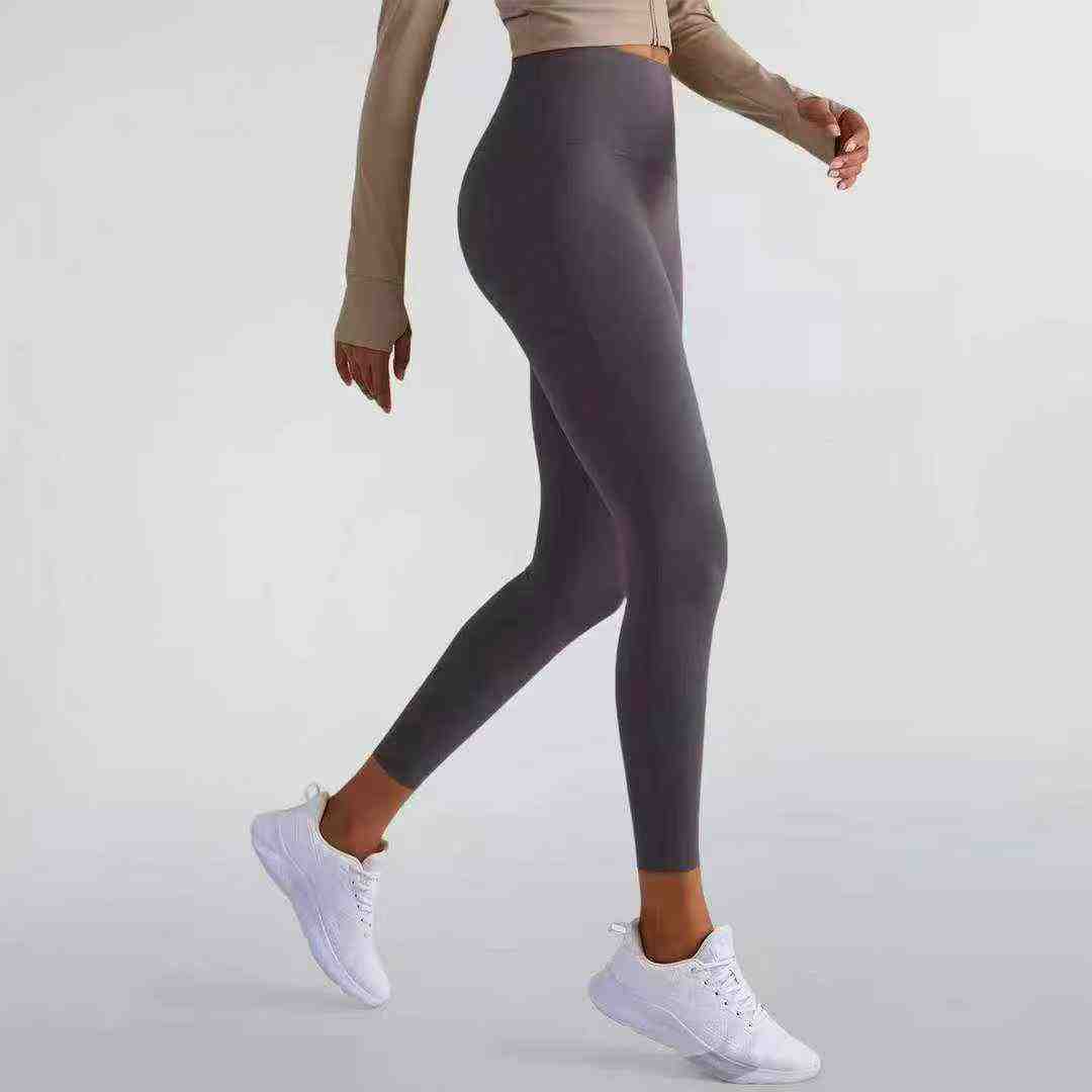 10500 PCS Same Brand Nylon Yoga Sports Pants - Image 6