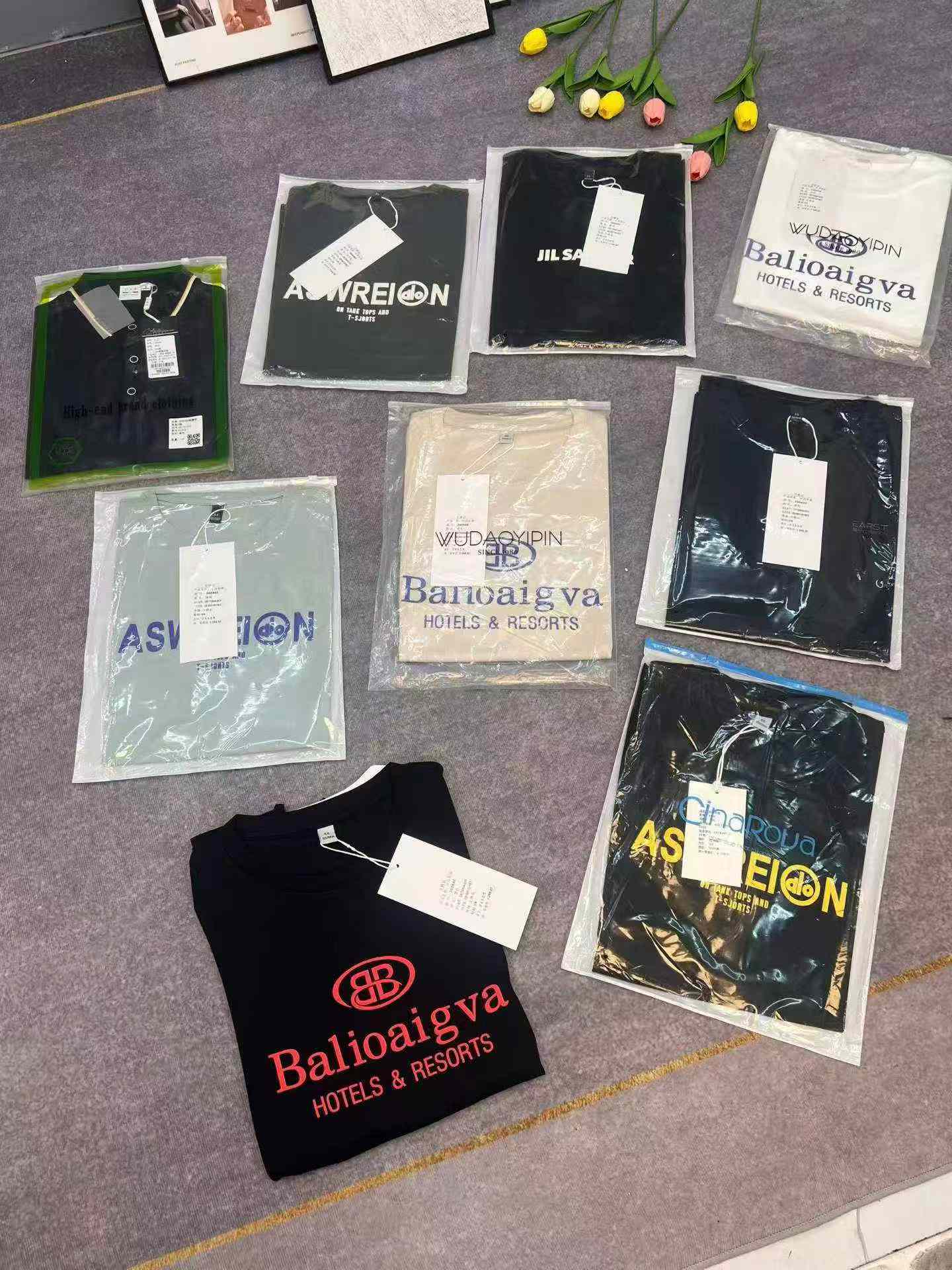 Approx 318 Pieces Trendy Men's Short Sleeve T-Shirts - Image 3