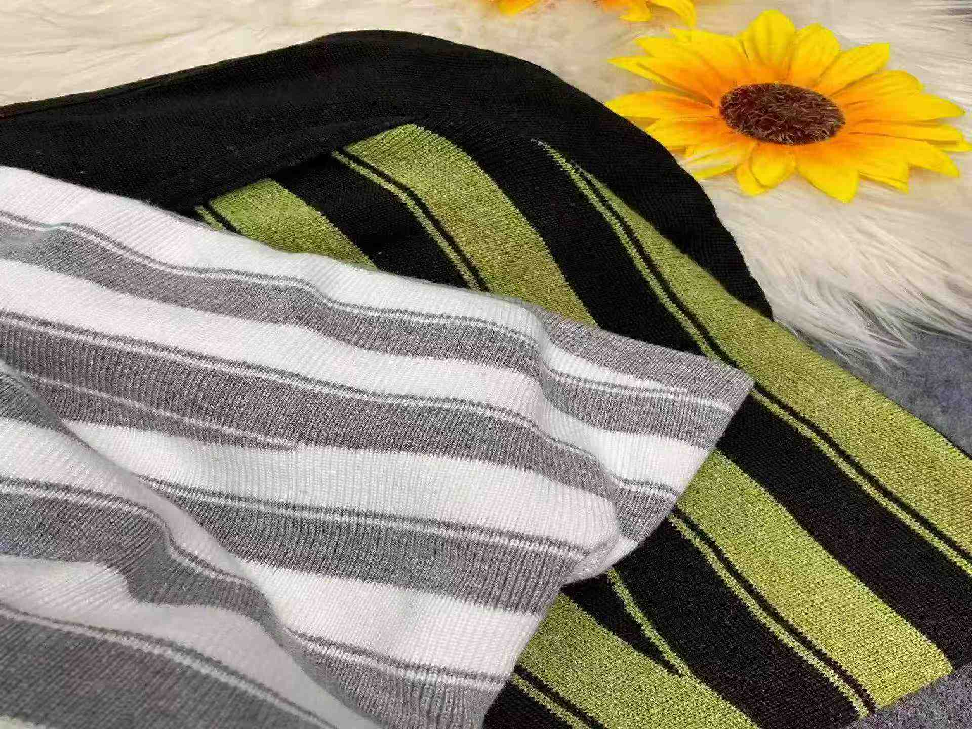 Summer New Irregular Knit Tube Top Vest 840 Pieces - Image 9