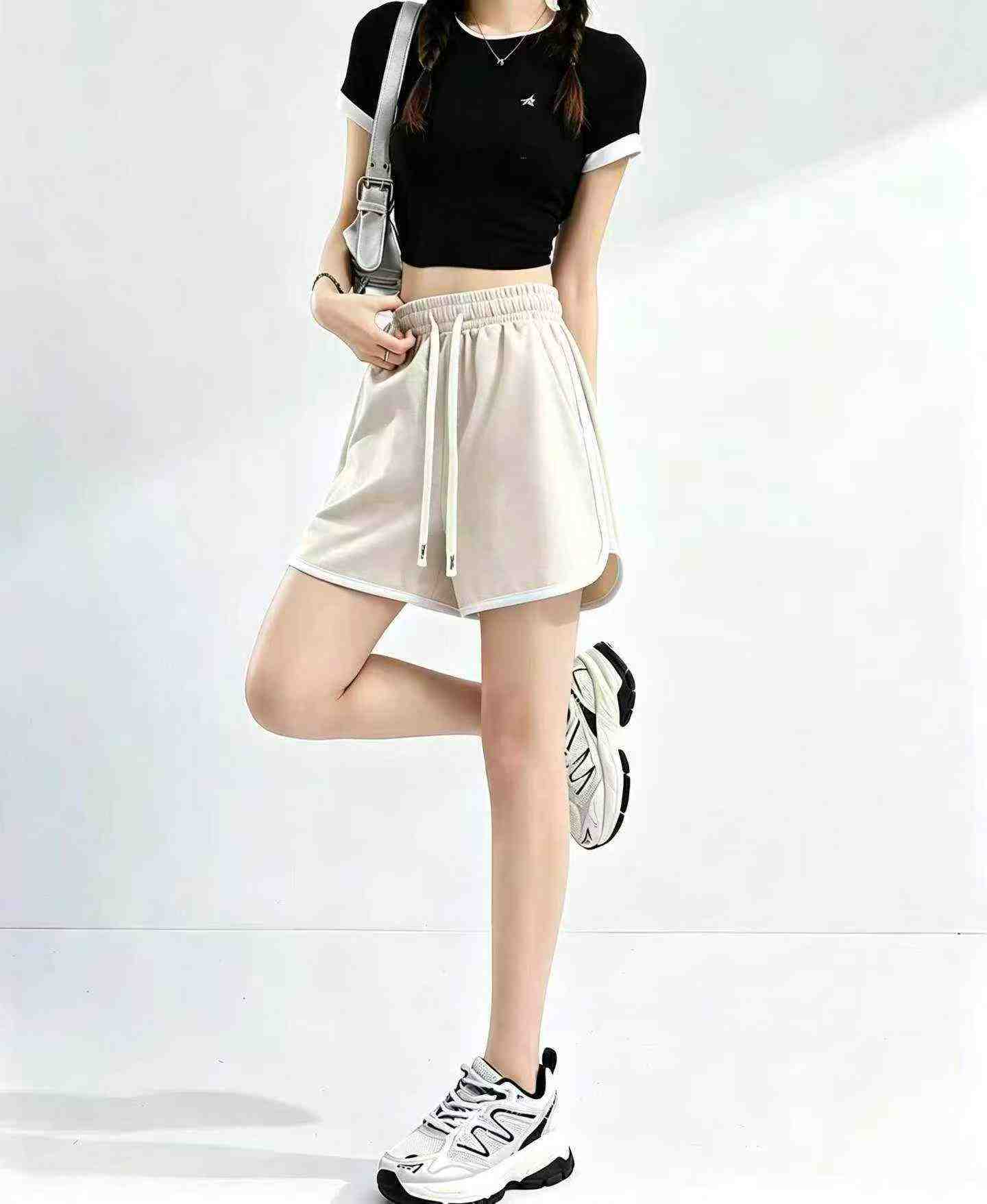 626 Pcs Simple Fashion Double Stripe Casual Sports Shorts M-3XL Individual Pack - Image 3